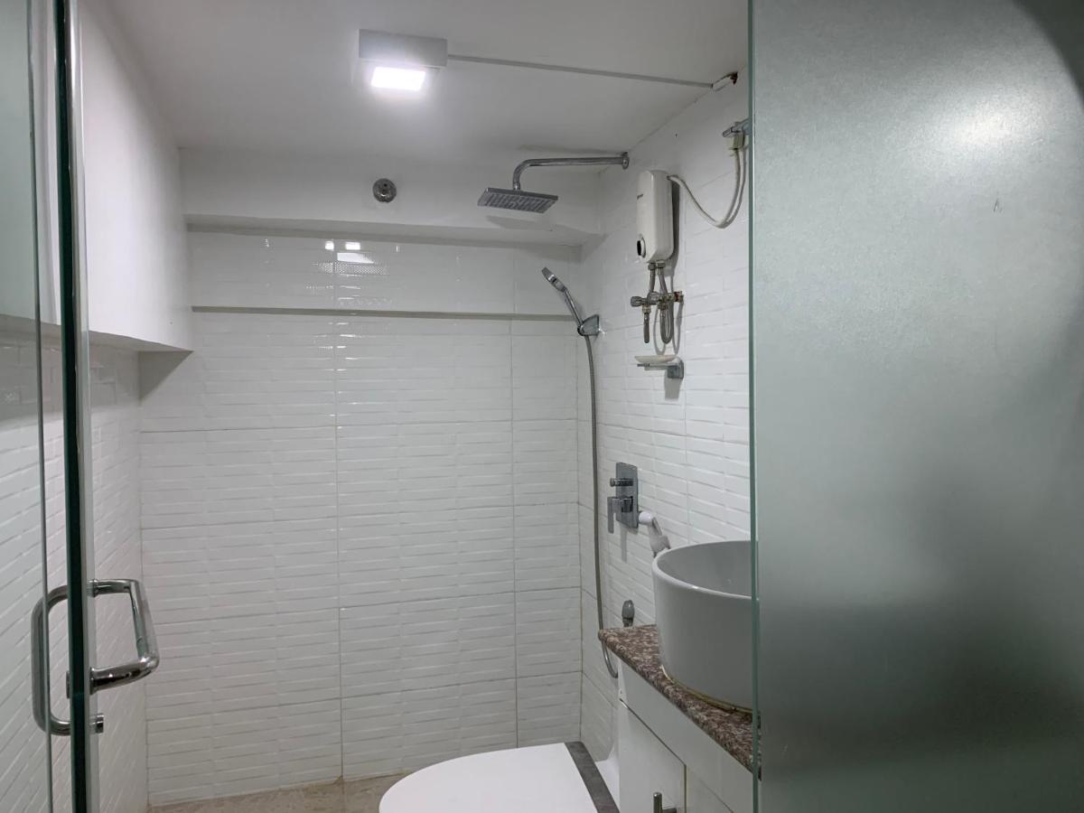 Club Ultima Cebu City Eksteriør billede